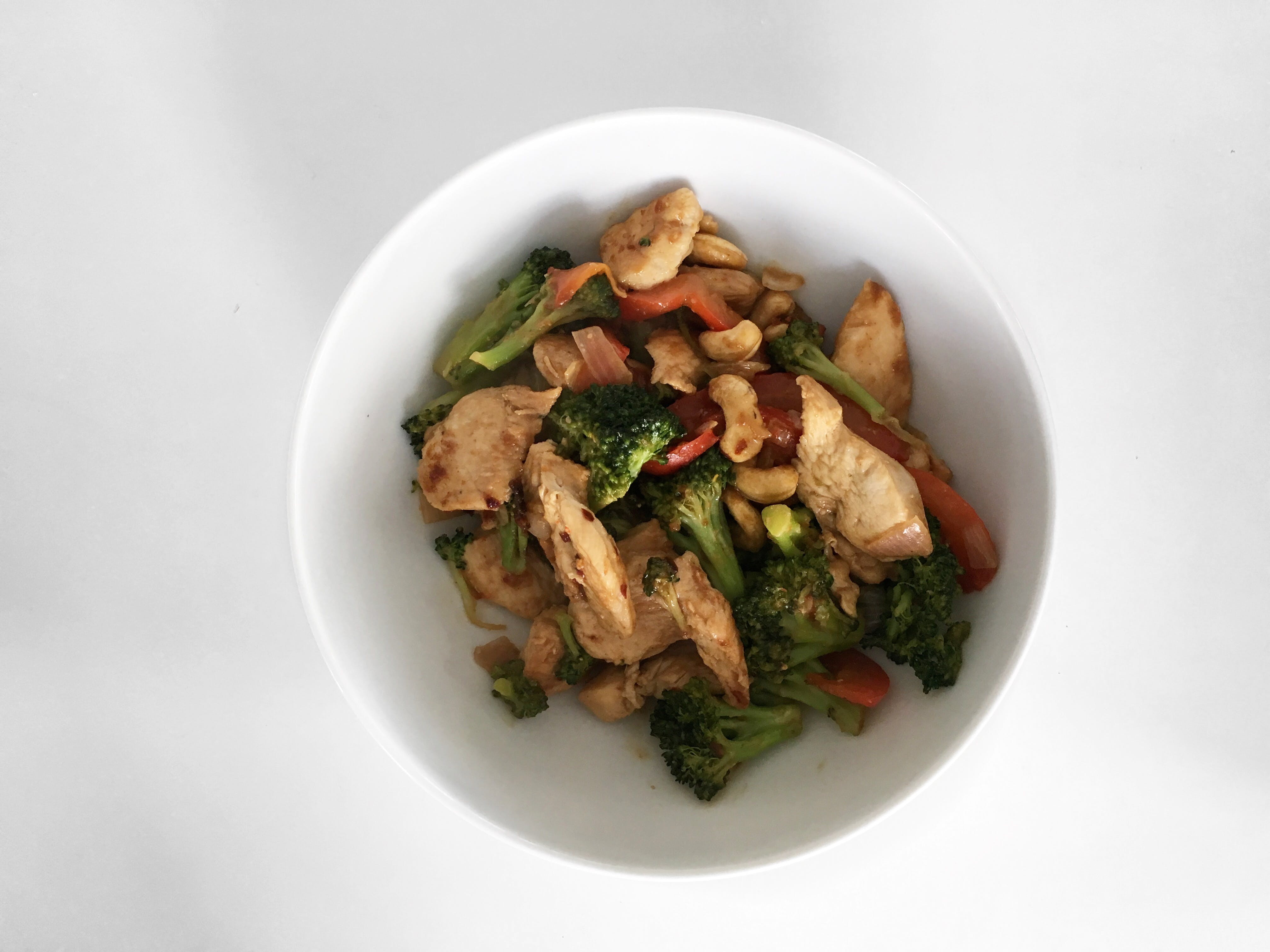 fried chicken breast with cashew nuts