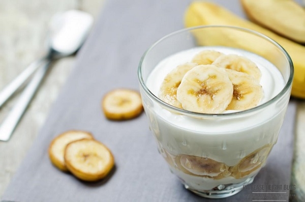 Eating bananas with yogurt is beneficial for the height growth process.